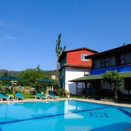 Otel Erendiz Garden 3*
